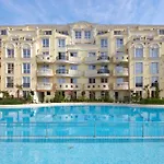 Bellicity Complex 4*