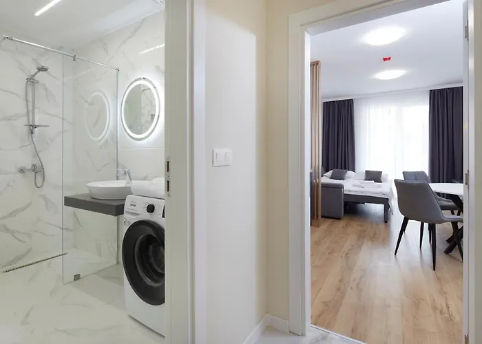 Bellicity Complex 4*