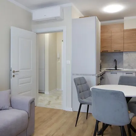 アパートホテル Bellicity Complex