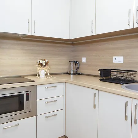 アパートホテル Bellicity Complex