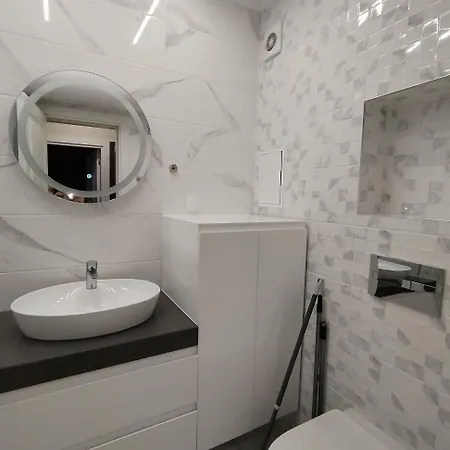 Bellicity Complex 4*