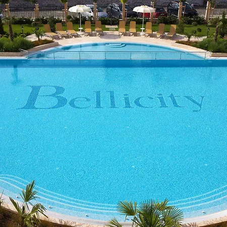 Bellicity Complex 아파트호텔 라브다