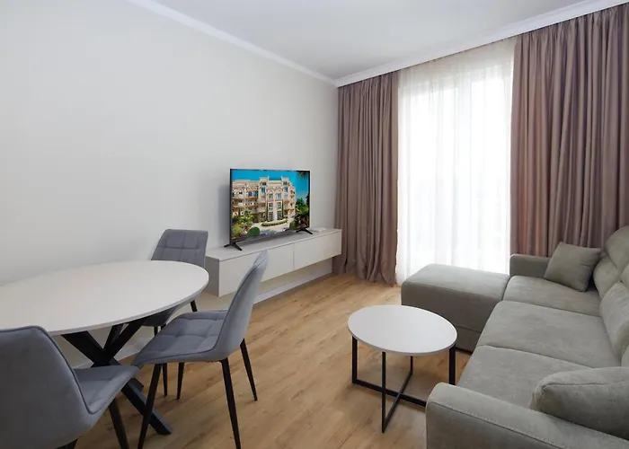 Апартхотел Bellicity Complex 4*