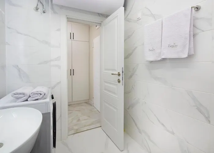 Bellicity Complex 4*